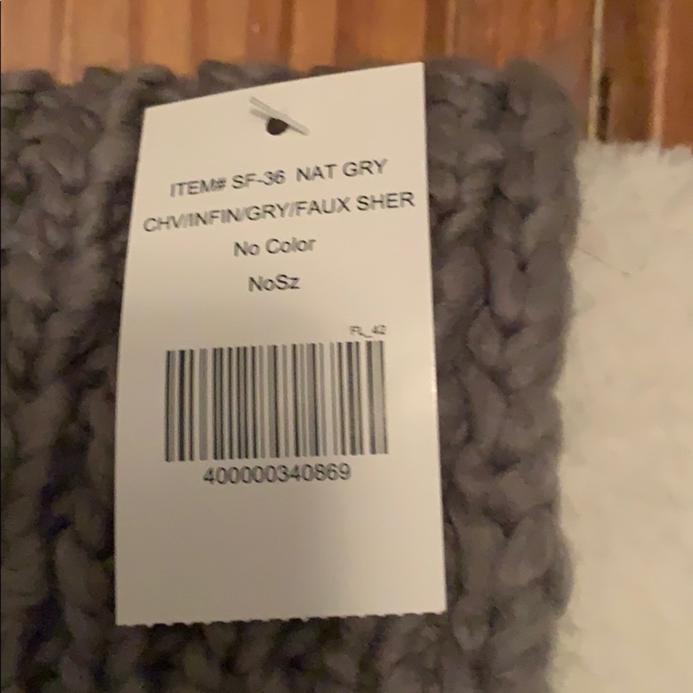 Loop scarf - Picture 3 of 4